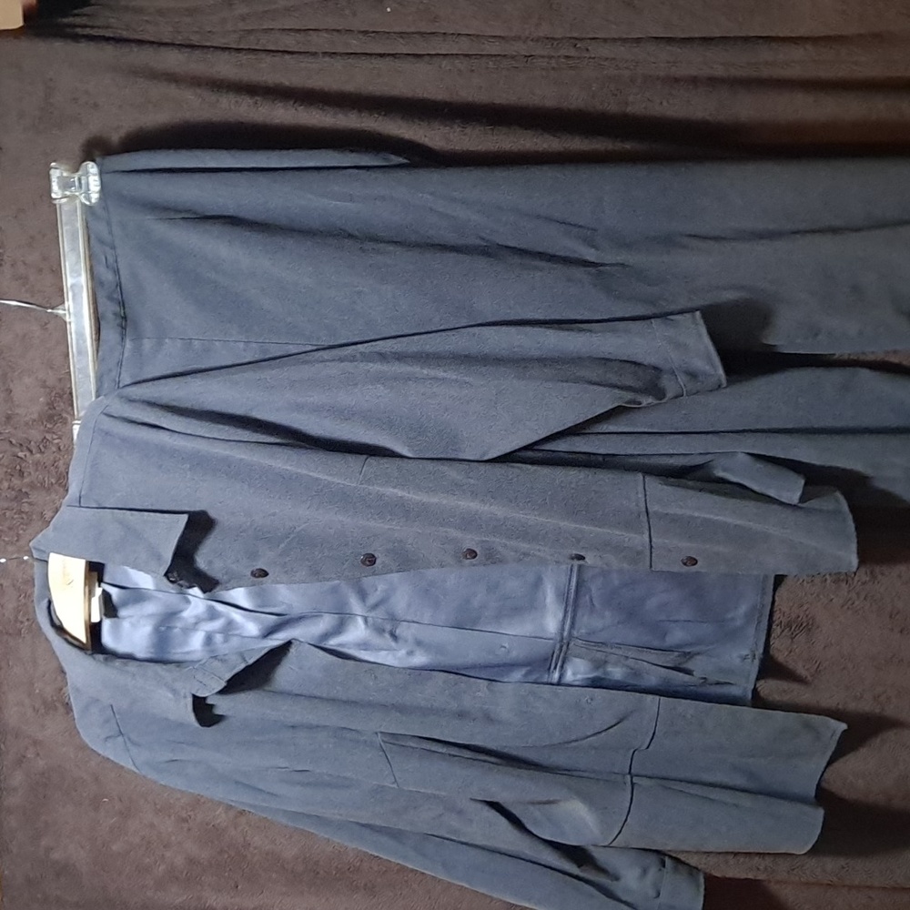 Casual Corner Grey suit size 1X/18W